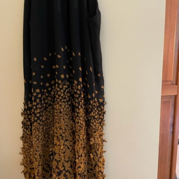 Label by 5 Twelve, black and gold-leaf pattern swing dress - Picture 2 of 2